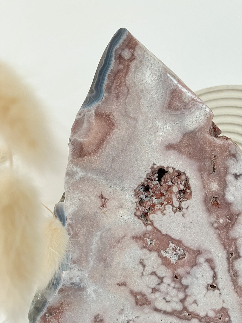 Rosa Amethyst Platte auf Granit Sockel Unikat - XL