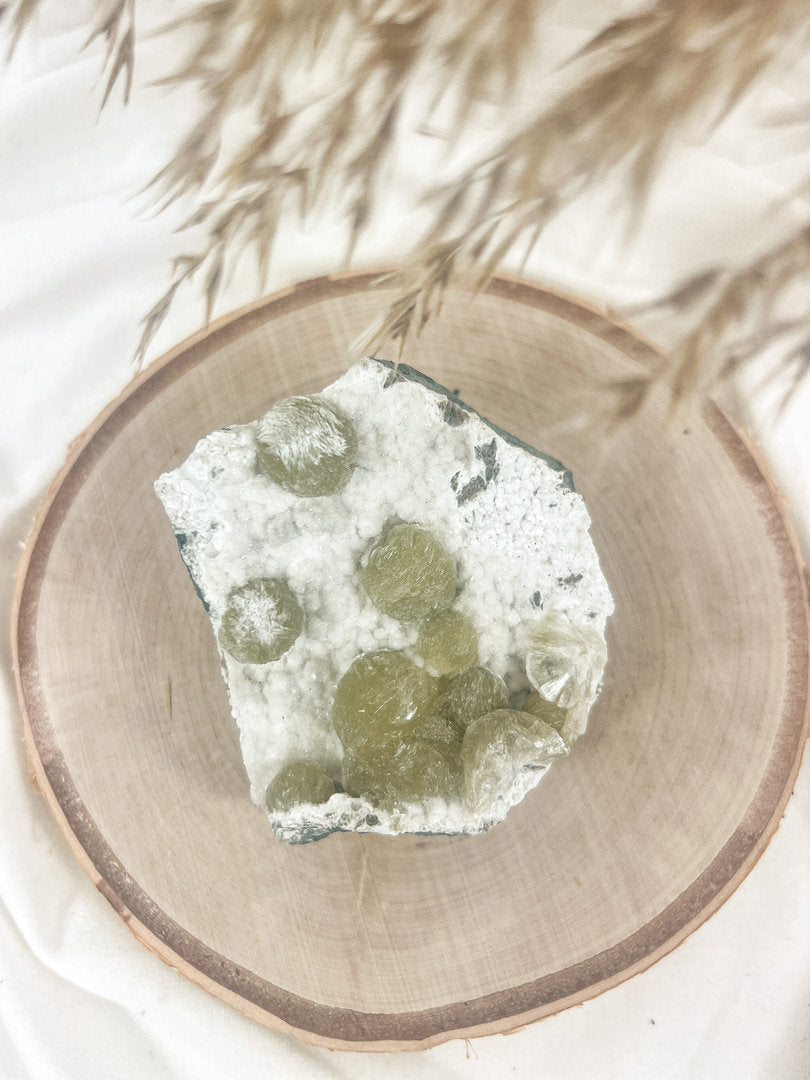 Sehr schöne mehrfarbige Zeolith Stufe (In dieser Ausprägung selten)