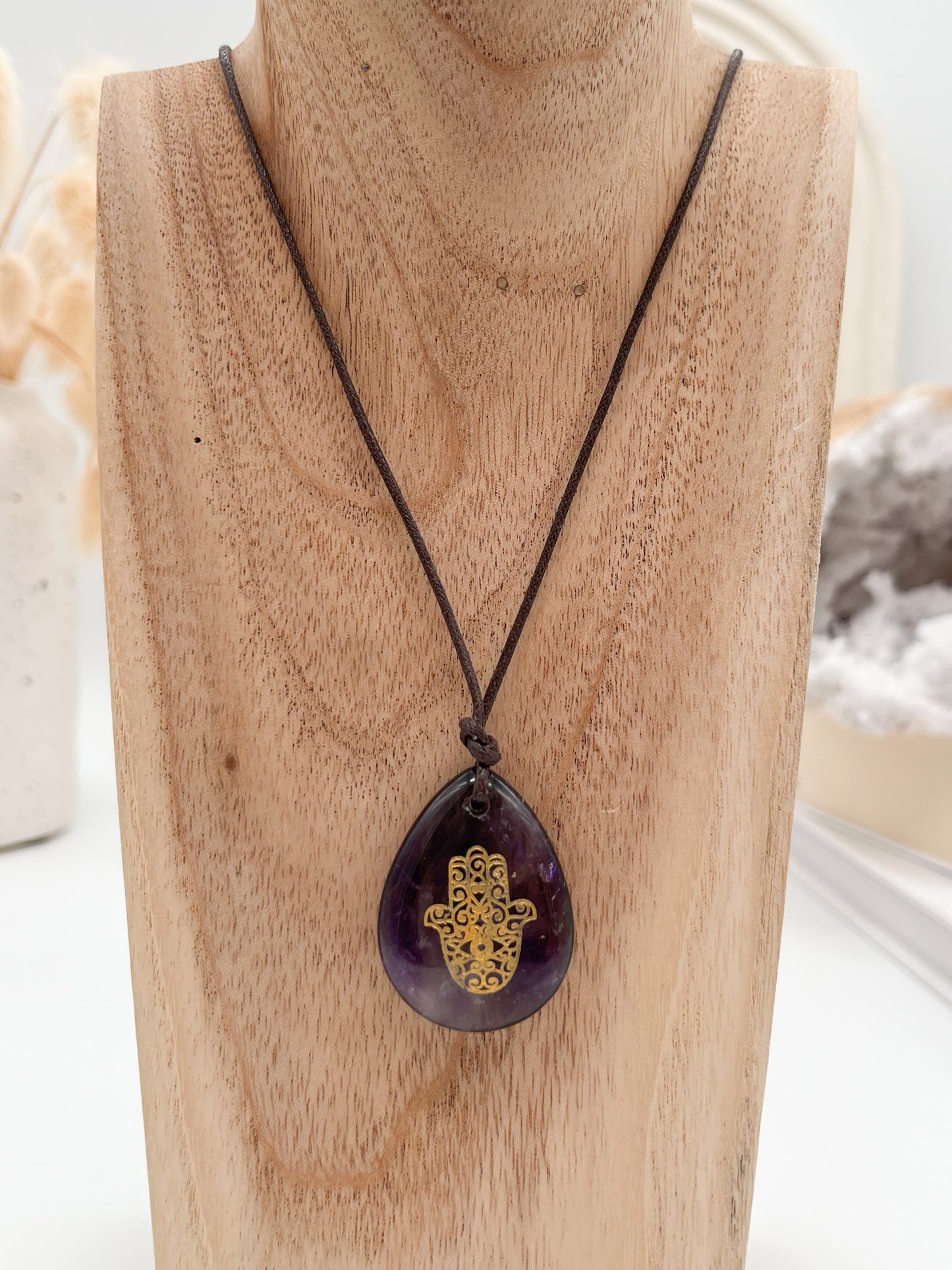 Amethyst 💜Anhänger mit goldfarbener⭐ Gravur "Hand der Fatima"