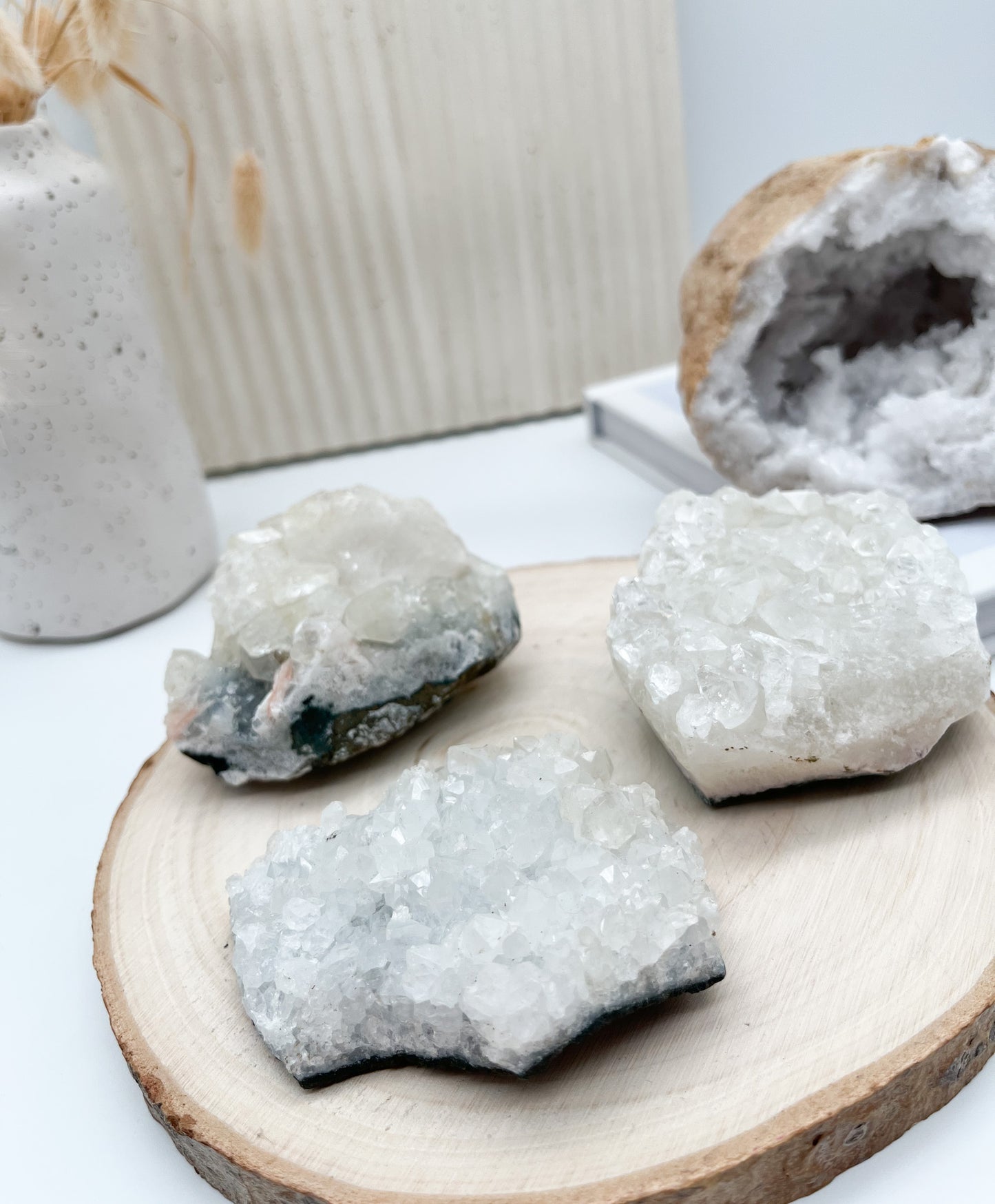 Schöne Apophyllit Stufe, guter🧹Reinigungs- und Schutzstein⚡ für Räume💫