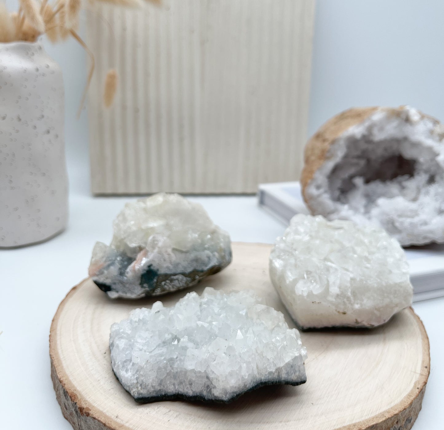Schöne Apophyllit Stufe, guter🧹Reinigungs- und Schutzstein⚡ für Räume💫