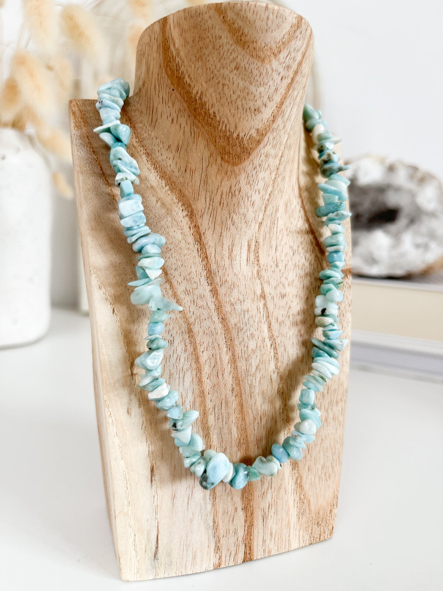 Larimar Splitterkette mit silberfarbenen Verschluss
