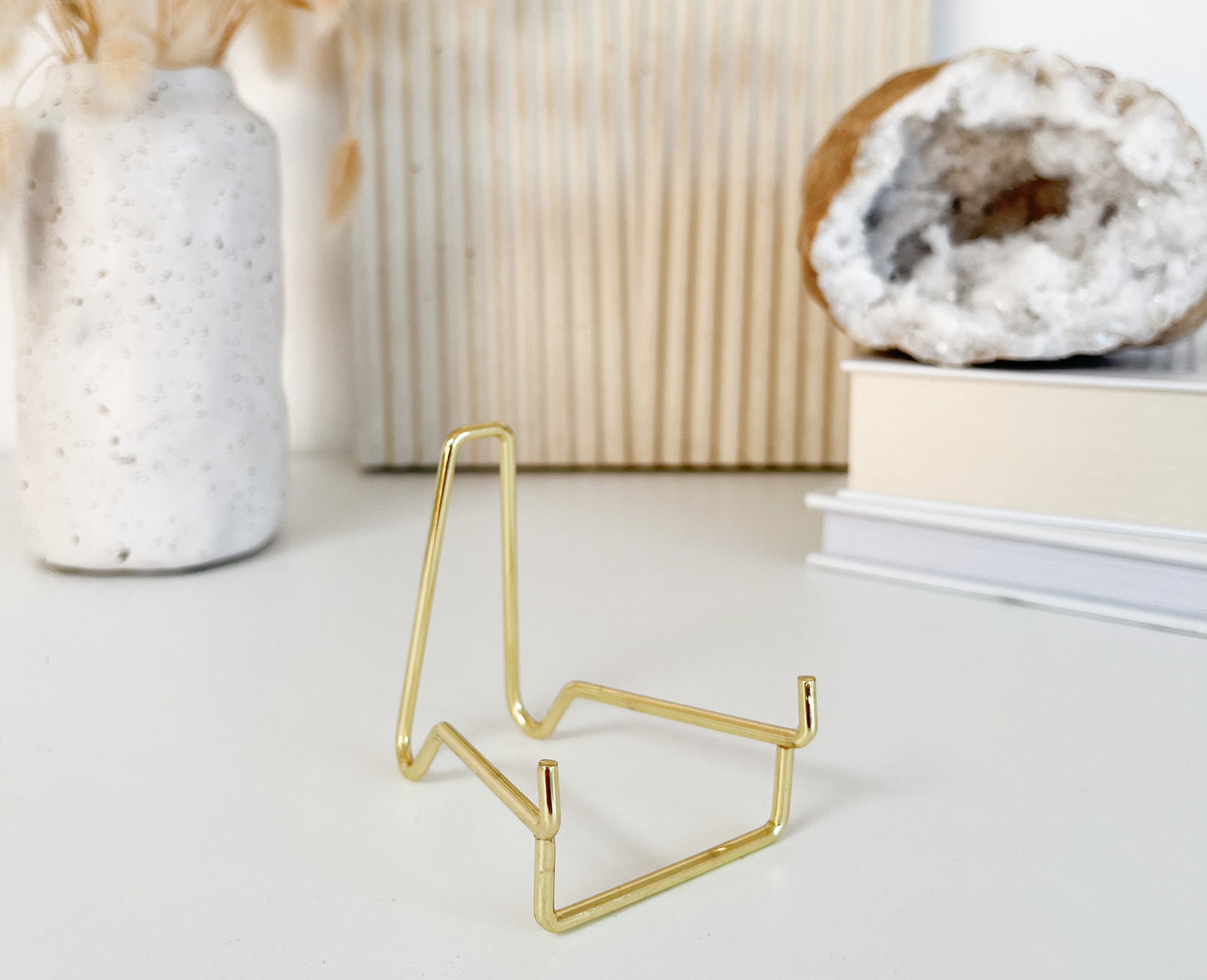 Metallständer für Edelsteine, goldfarben