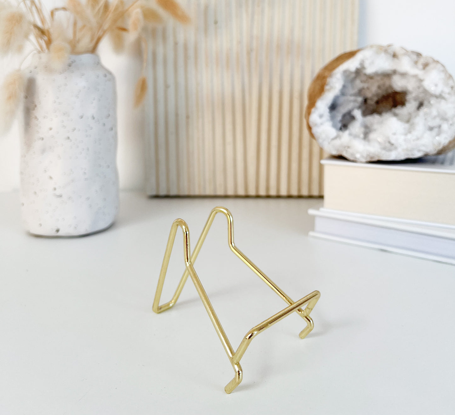 Metallständer für Edelsteine, goldfarben