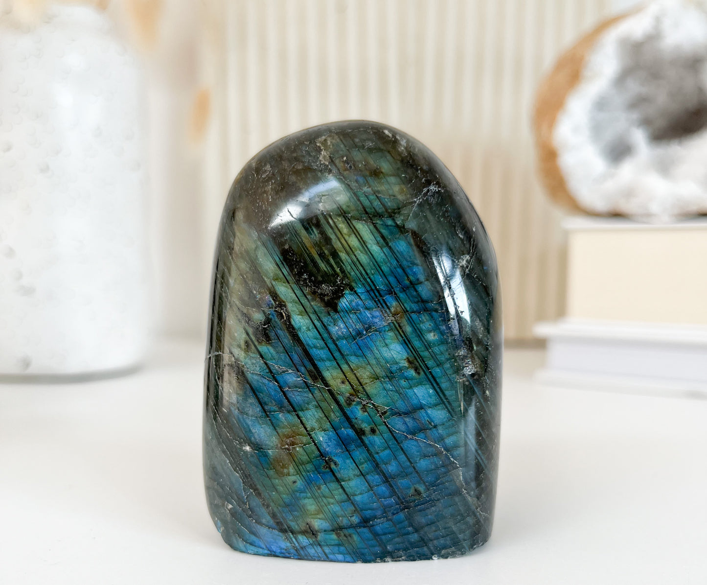 Labradorit Free Form in verschiedenen Ausführungen