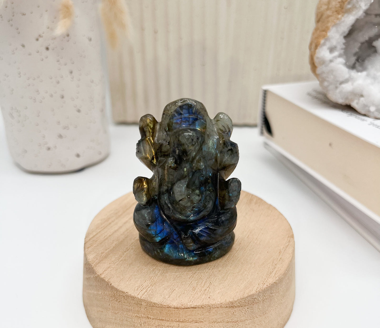 Labradorit Ganesha