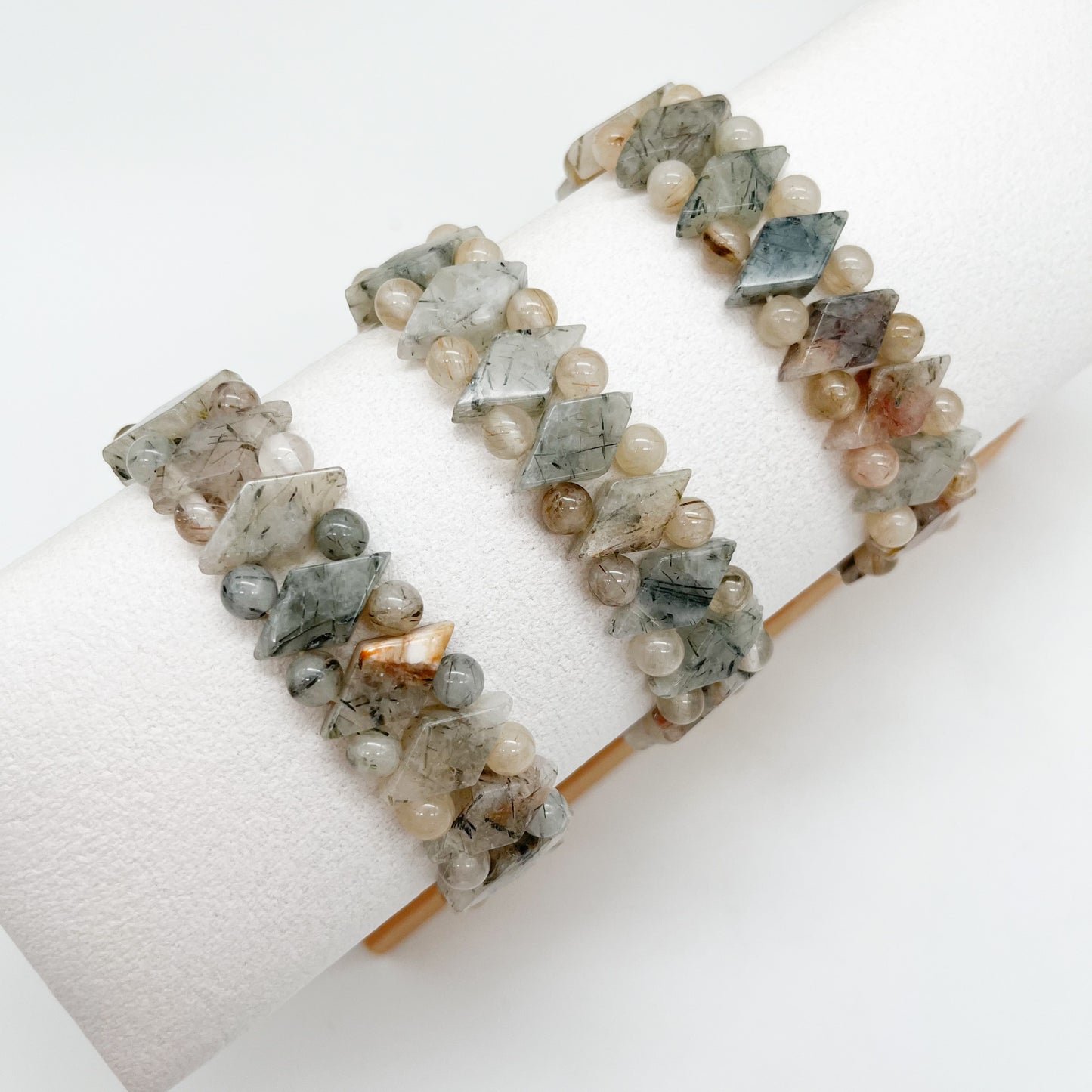 Sehr schönes "Inklusienquarz" Armband "Raute"