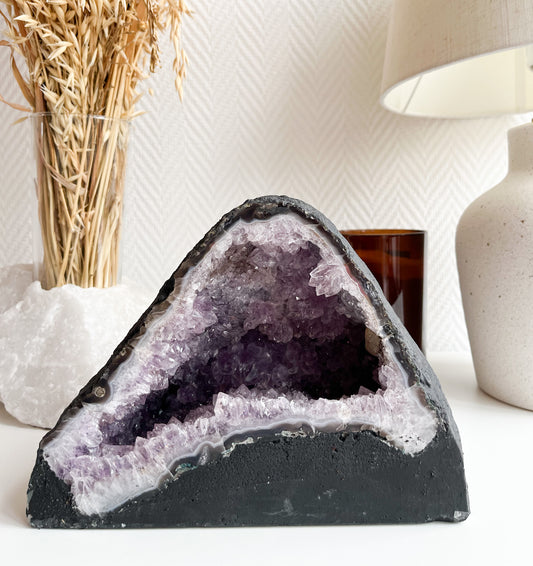 Tolle 💜Amethyst Druse, sorgt für eine gute Raumenergie💫