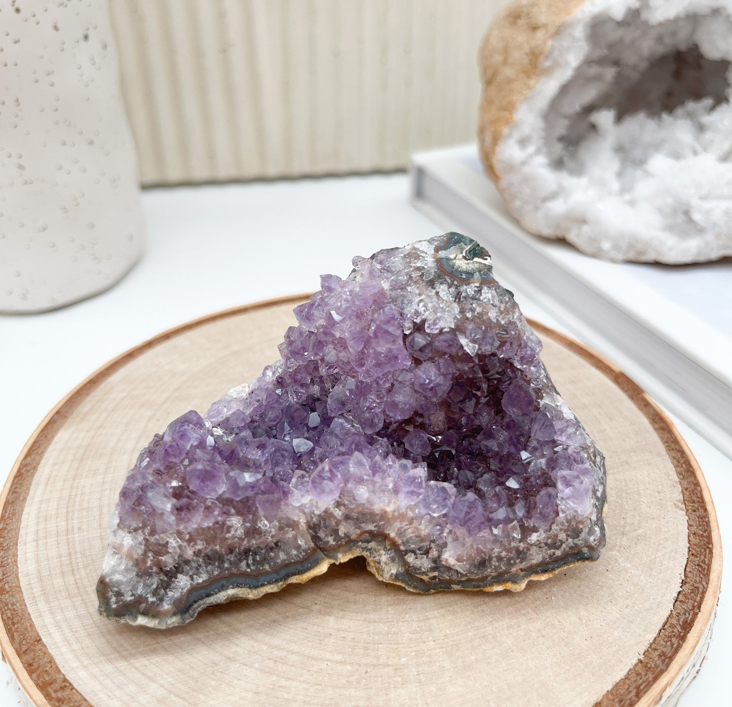 Amethyst Stufe 💜 löst negative Energien ⚡u. Blockaden