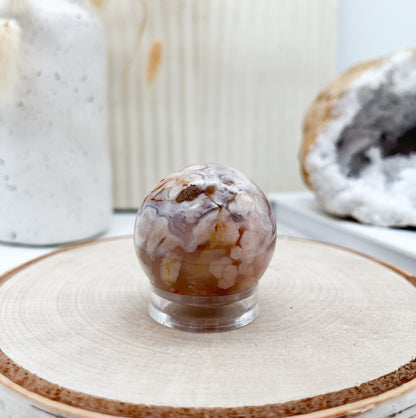 Schöne Kirschblütenchalcedon Kugel für Selbstliebe & Neuanfang 🌸