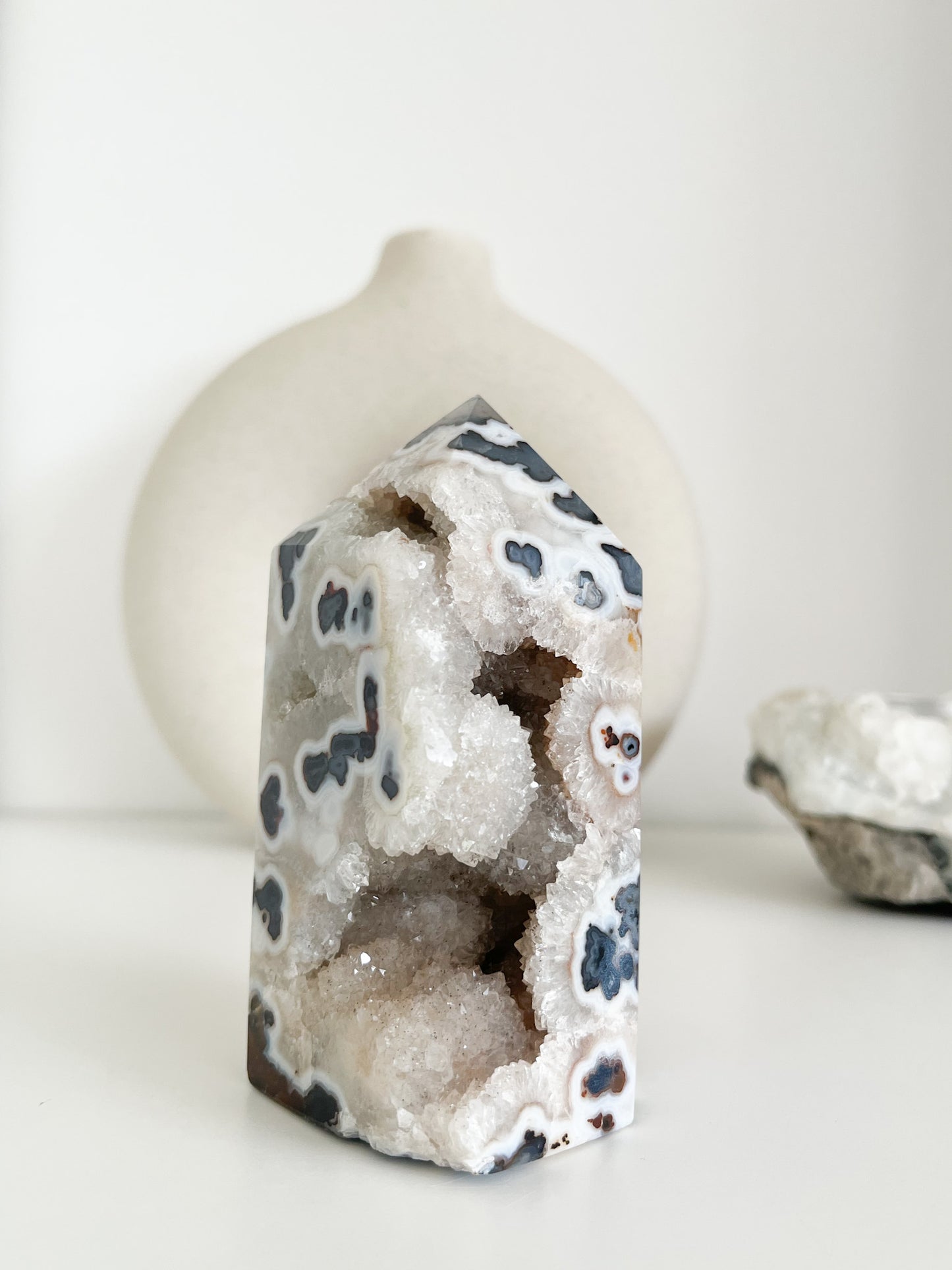 Wunderschöner, druzy Achat Turm 💫