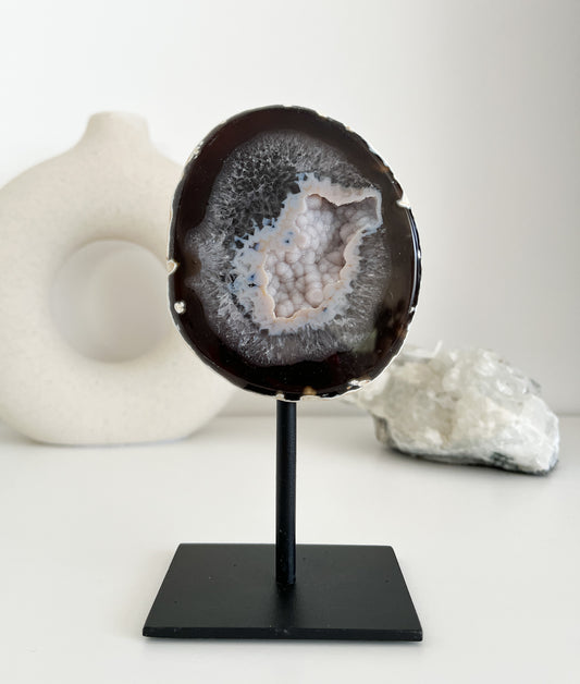 Wunderschöner druzy Achat auf Ständer