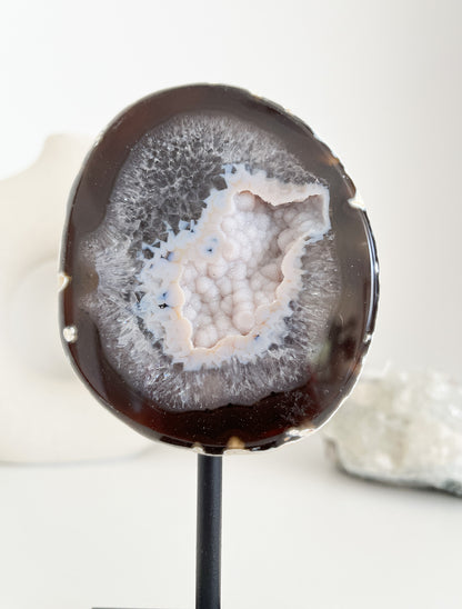 Wunderschöner druzy Achat auf Ständer