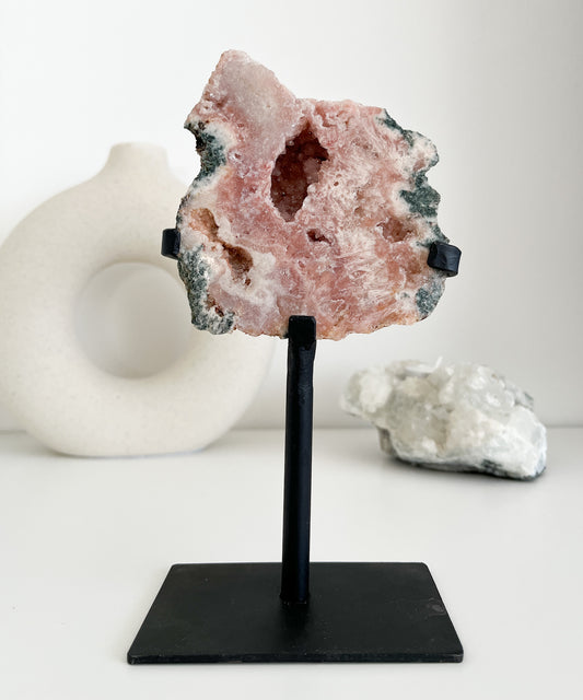 Schöner druzy Rosa 🩷Amethyst auf Ständer