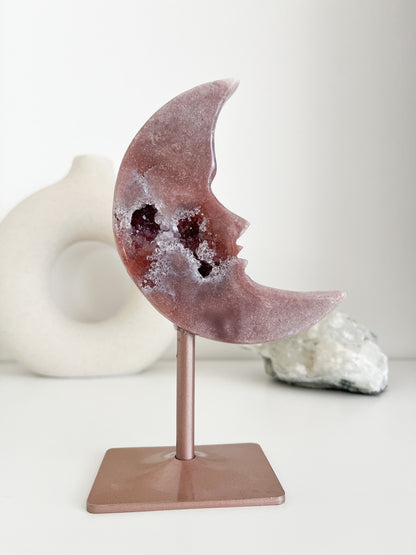 Toller Rosa 🩷Amethyst Mond auf rosé-goldfarbenem Ständer