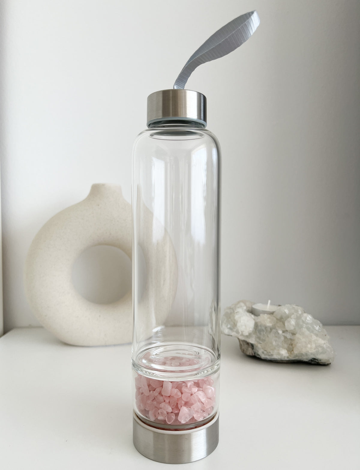 Trinkflasche aus Glas für die Zubereitung von Edelsteinwasser